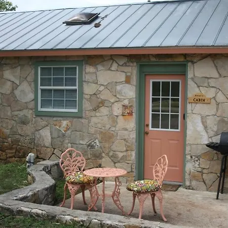Amah'S Cabin ~ Silver Spur Dancehall Ruins ~